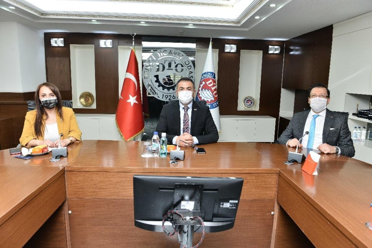 Denizli İl Sağlık M&uuml;d&uuml;r&uuml; &Ouml;zt&uuml;rk ile ekibinden DTO&rsquo;ya teşekk&uuml;r