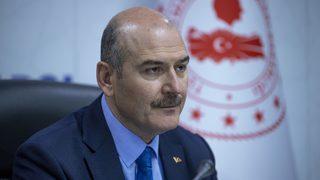 Bakan Soylu'yu isyan ettiren kaza: 16 kişilik arabada 26 kişi vardı