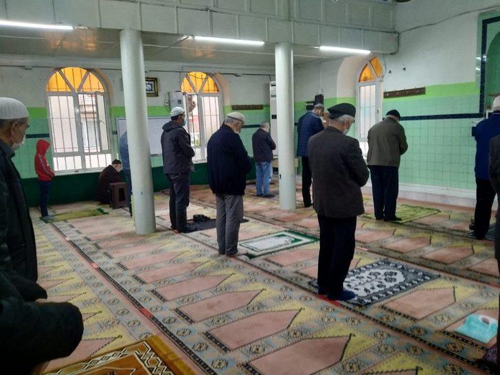 Manisa’daki camilere pandemi denetimi G3