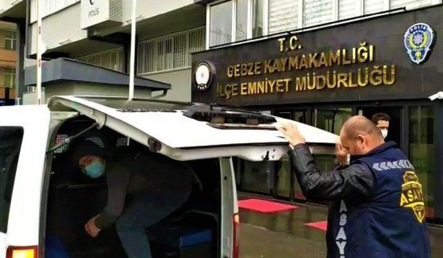 Araçların camını kırıp içindeki ziynet eşyalarını çalan hırsızlar yakalandı 1