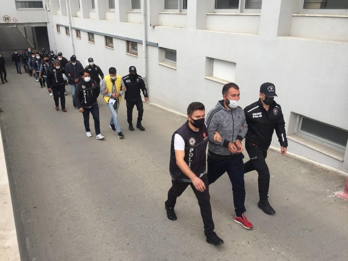 Acil servis "torbacısı" tutuklandı