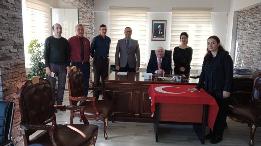 Yemin ederek asaleten memurluğa başladı