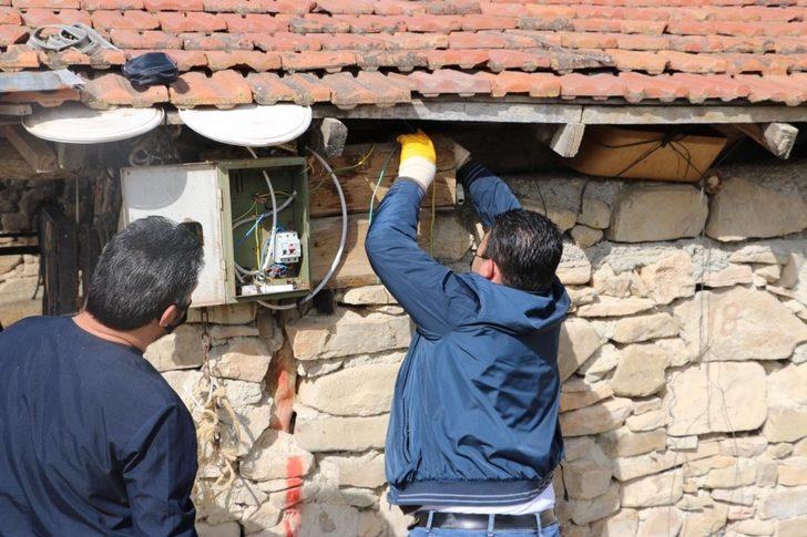 9 büyükbaş hayvanı telef olan vatandaşa büyükşehirden 3 gebe inek G5