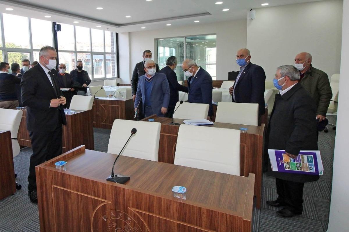 Oda başkanlarından yeni meclis salonuna tam not