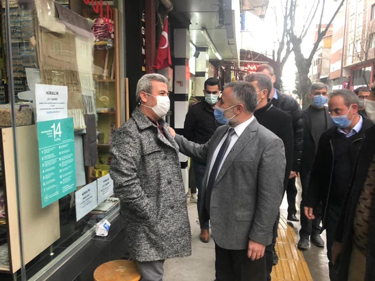 AK Parti İl Başkanı Yıldırım, esnafın sorunlarını dinledi