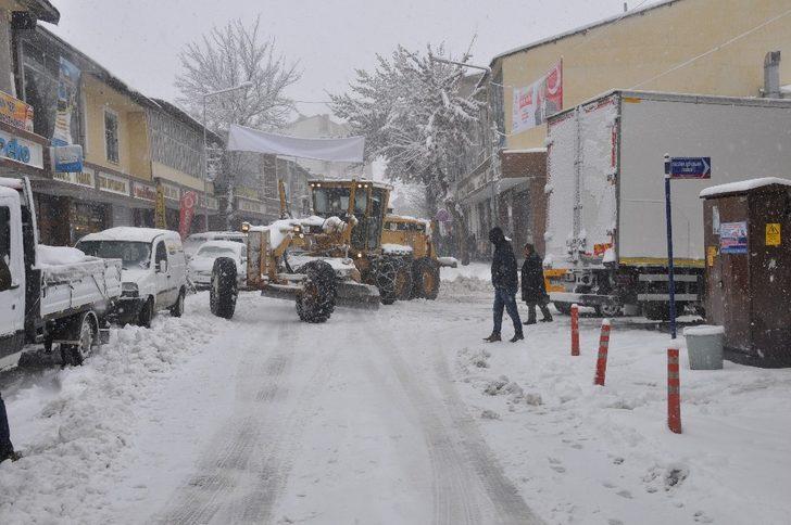 Bulanık’ta kar yağışı G2