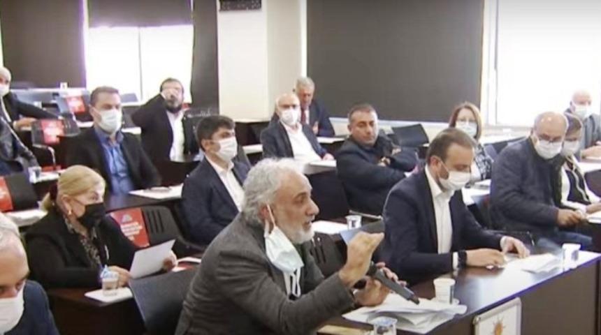 Vursavuş: "Kaldırımlar ve parklar b&uuml;fecilerin değildir"