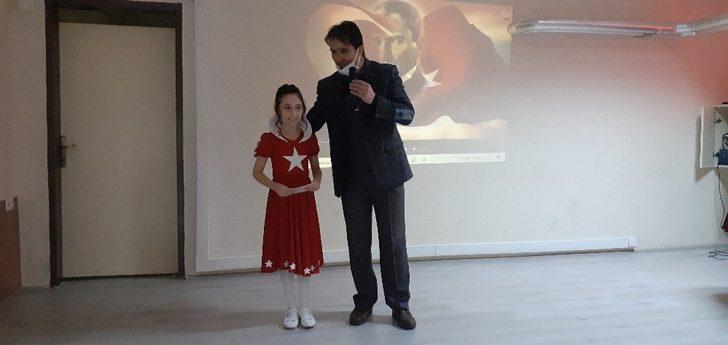 İstiklal Marşı’nı ezbere okuma yarışmasında birincisi oldu G5