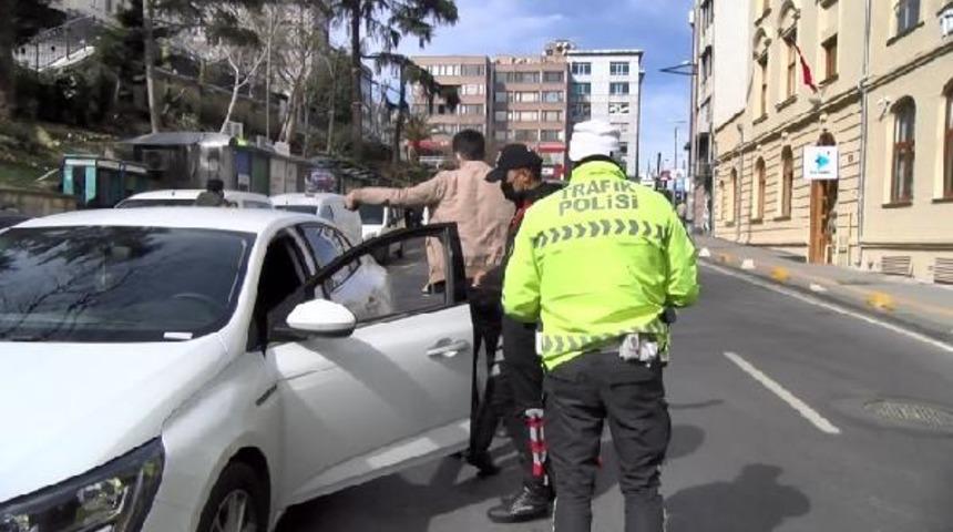 İstanbul'da Yeditepe Huzur Denetimi! Araçlar didik didik arandı