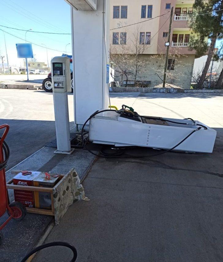 Şiddetli rüzgar hayatı olumsuz etkiliyor G3