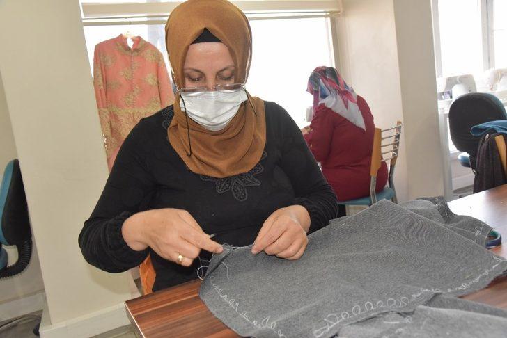 Kadınlar kursta çocuklar kreşte G3