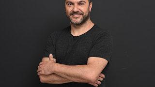 Bay J kimdir? Gerçek adı ne? Kerem Bürsin'e ne dedi?