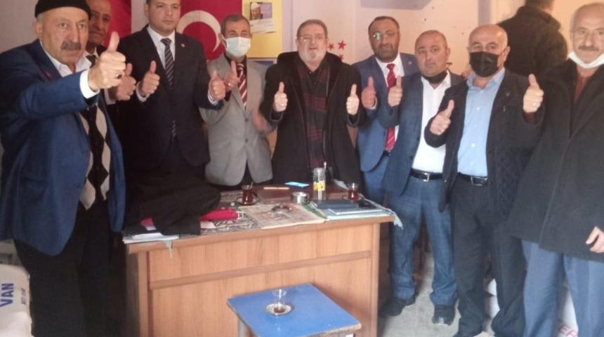 Saadet Partisi G&uuml;rpınar İl&ccedil;e Başkanı Erhan Erdoğan g&uuml;ven tazeledi