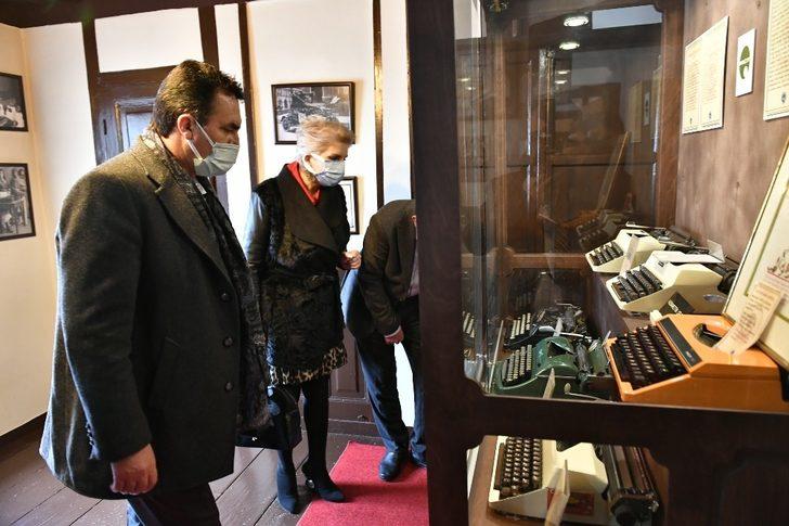 Başkan Mustafa Dündar, tarihi Odunpazarı bölgesinden çok etkilendi G1