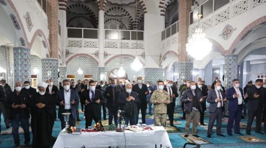 Bitlis şehitleri i&ccedil;in Kur-an&rsquo;ı Kerim Tilaveti okundu