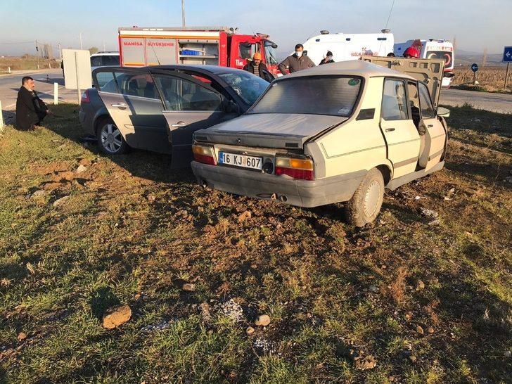 Manisa’da trafik kazası: 1’i ağır 4 yaralı G2