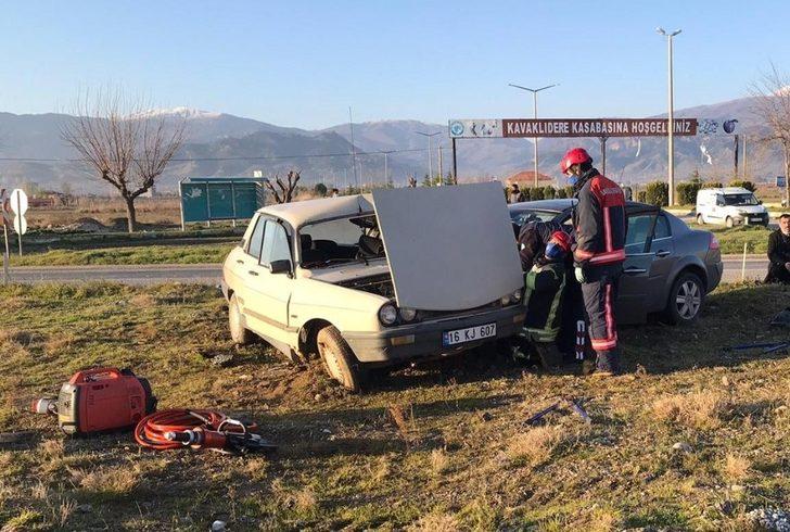 Manisa’da trafik kazası: 1’i ağır 4 yaralı G3