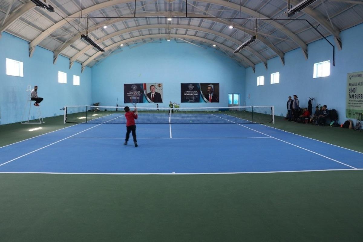 12 Mart İstiklal Marşı&rsquo;nın Kabul&uuml; ve M. Akif Ersoy anma tenis turnuvası