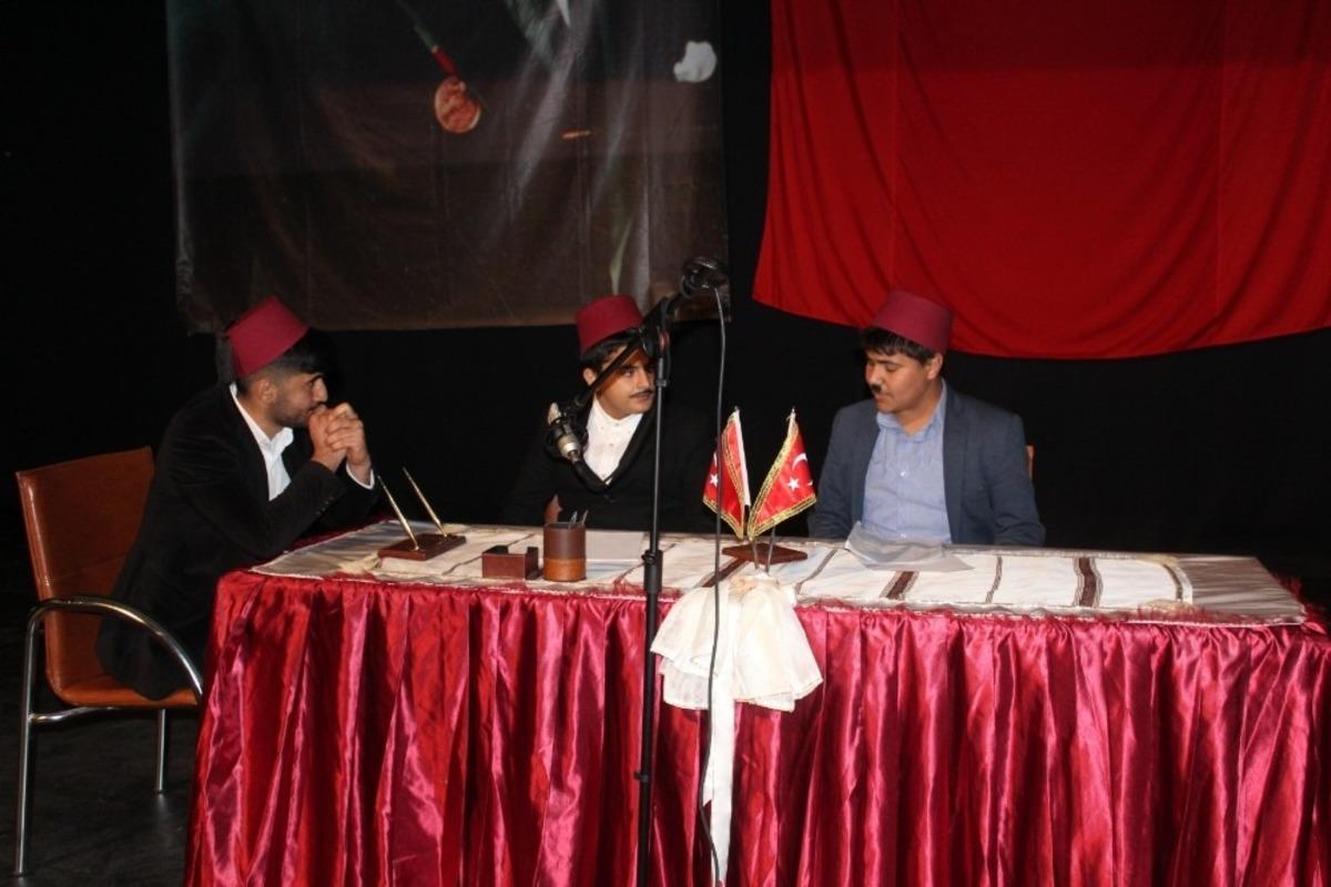 Kahta&rsquo;da İstiklal Marşı&rsquo;nın 100. yılı kutlandı