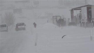 Yoğun tipi nedeniyle yüzlerce araç mahsur kaldı