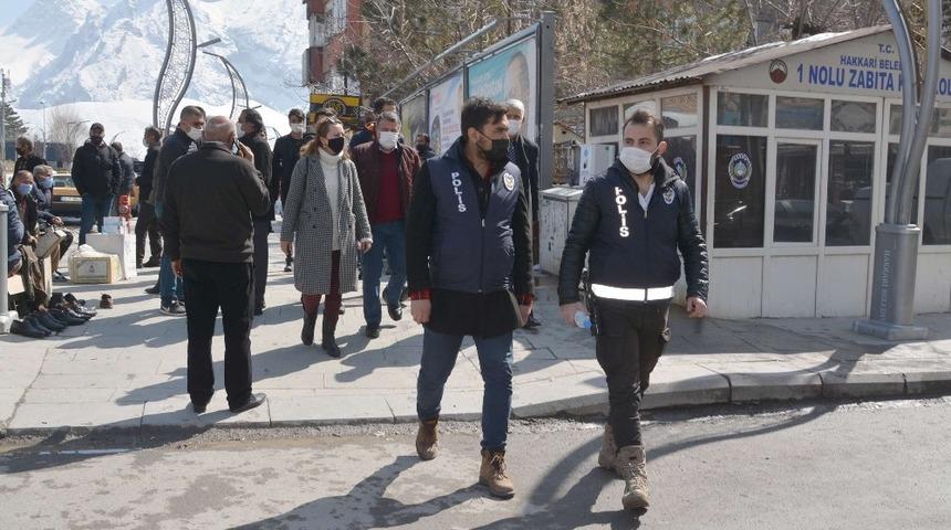 Hakkari&rsquo;de kontrol&uuml; normalleşme denetimleri s&uuml;r&uuml;yor