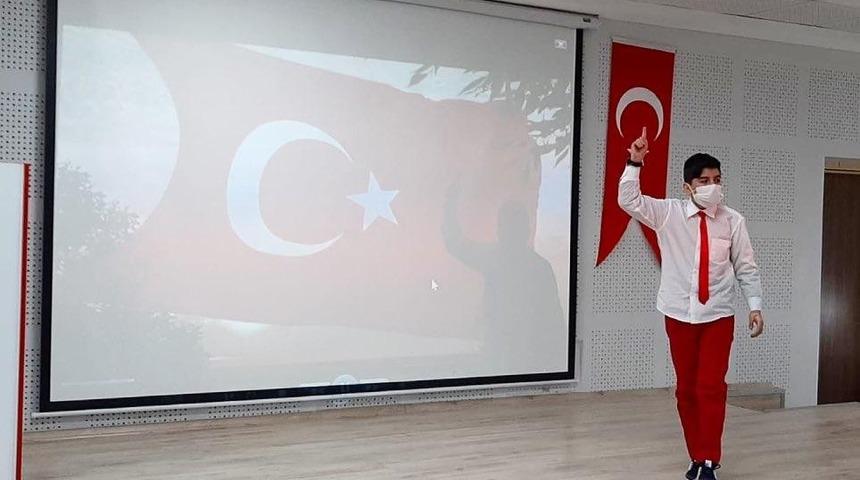 G&ouml;lbaşı&rsquo;nda İstiklal Marşı&rsquo;nın kabul&uuml; kutlandı