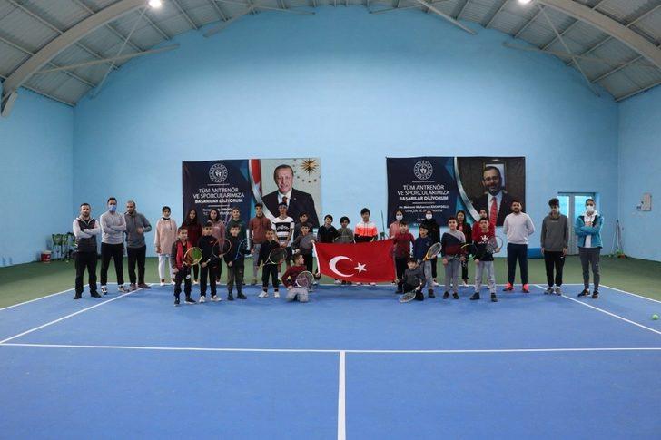Ağrı’da İstiklal Marşı’nın Kabulü ve M.Akif Ersoy Anma Tenis Turnuvası düzenlendi G4