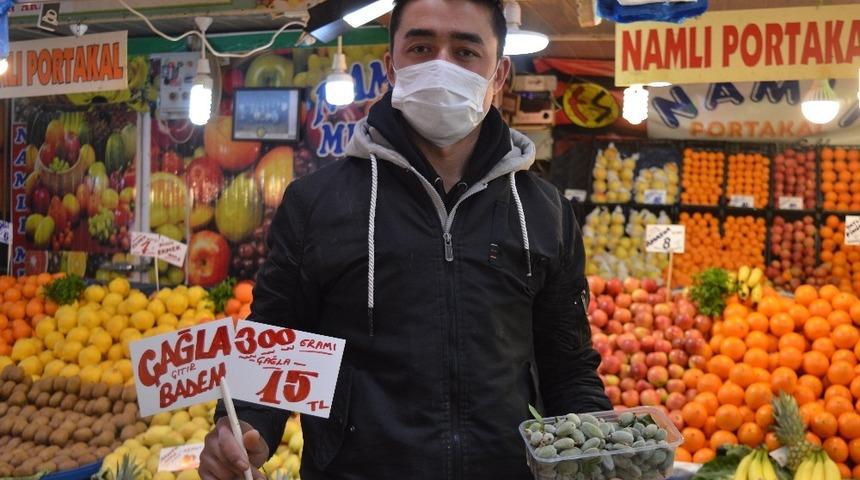 Çağla sezonu 50 TL’den açtı