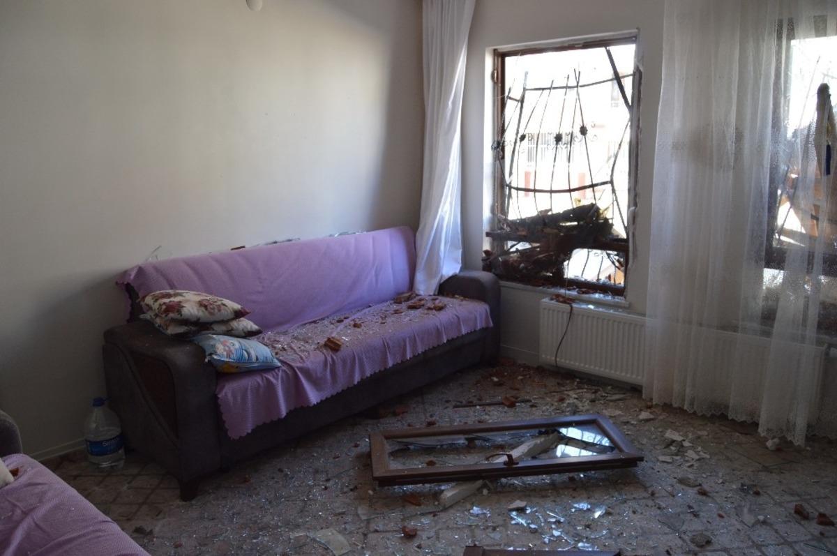 U&ccedil;an &ccedil;atı dairenin camlarına &ccedil;arptı: 1 yaralı