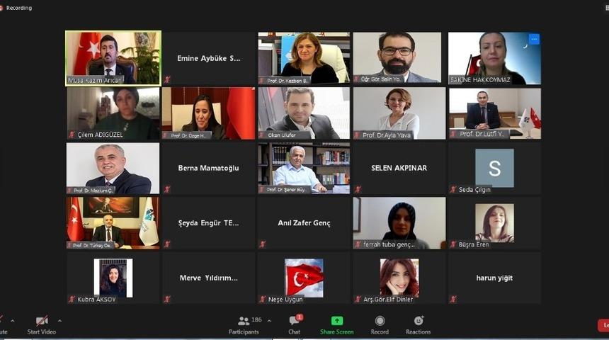 HK&Uuml;&rsquo;den İstiklal Marşı&rsquo;nın 100&rsquo;&uuml;nc&uuml; yılında konferans