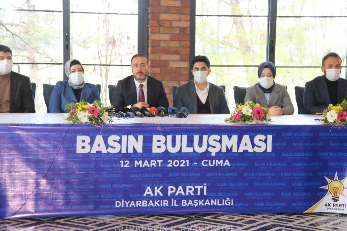 AK Parti İl Başkanı Aydın, basın mensuplarıyla bir araya geldi