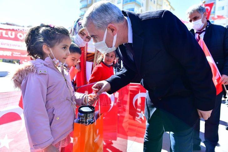 Yeşilyurt Belediyesi’nden İstiklal Marşı etkinliği G4