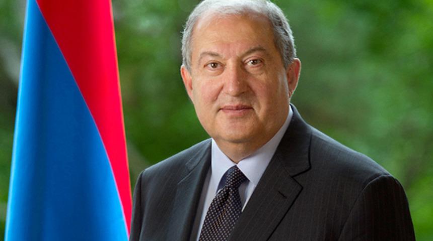 Son Dakika: Ermenistan Cumhurbaşkanı hastaneye kaldırıldı!