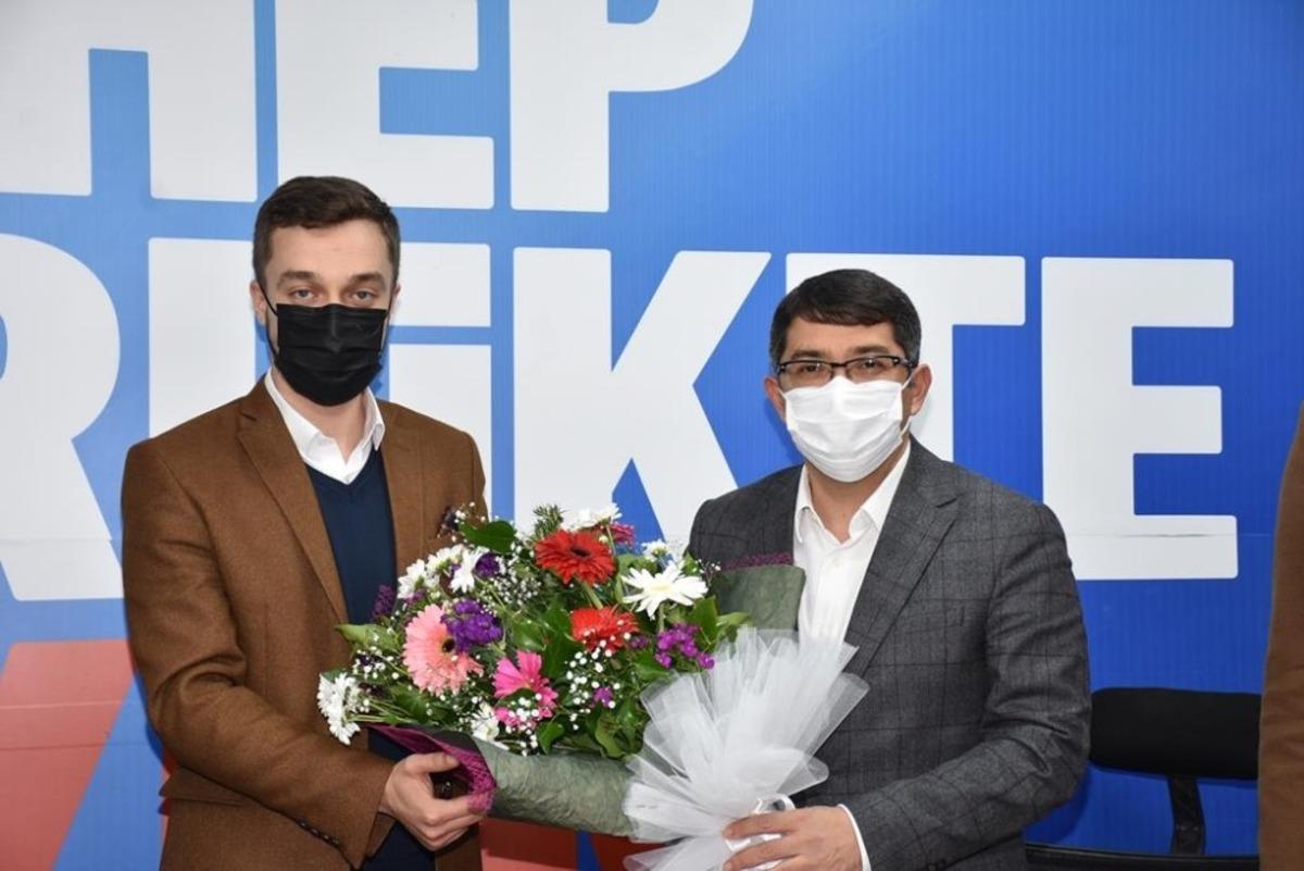 Başkan &Ccedil;elik&rsquo;ten gen&ccedil;lere &lsquo;Her zaman yanınızdayız&rsquo; mesajı