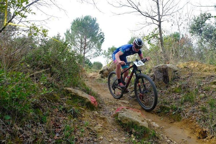 Alanya’da zorlu yollarda 101 sporcu pedal çevirdi G5