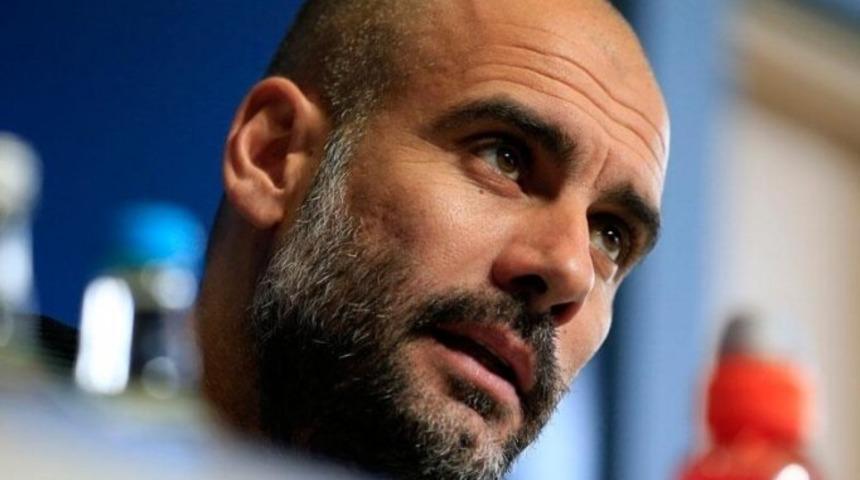 Pep Guardiola'dan flaş zemin açıklaması: Stadımızın zemini iyi değil