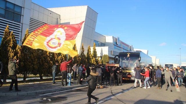 Galatasaray kafilesi Kayseri'de