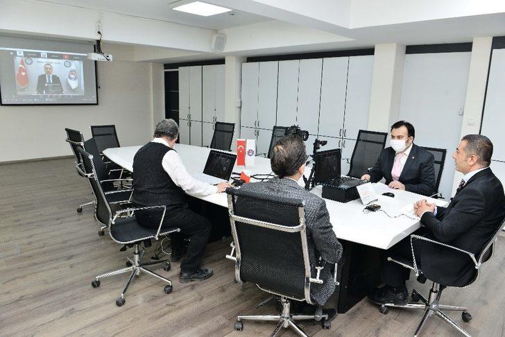 Uzmanlar Denizlili tekstilcilere yol gösterdi G3