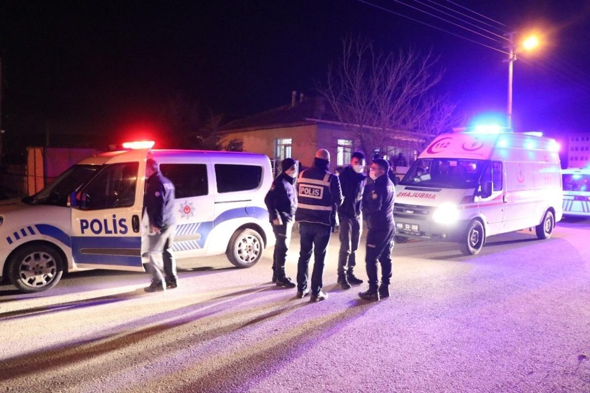 Aksaray&rsquo;da yaşlı &ccedil;ift kafalarından vurulmuş halde evlerinde &ouml;l&uuml; bulundu