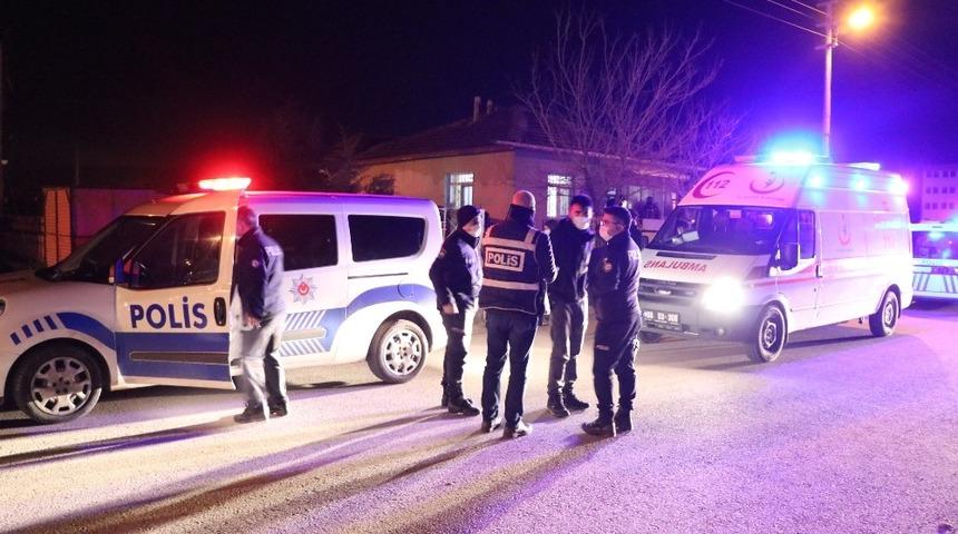 Aksaray’da yaşlı çift başlarından vurulmuş halde evlerinde ölü bulundu