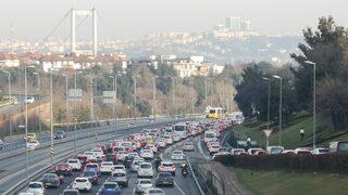 Kısıtlamanın olmadığı ikinci cumartesi günü de İstanbul'da trafik yoğun (İstanbul trafik yoğunluğu)