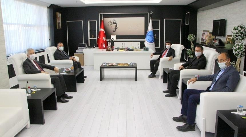 Ramazan&rsquo;dan Rekt&ouml;r Kaacoşkun&rsquo;a hayırlı olsun ziyareti