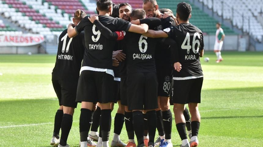 Futbol liglerinin en başarılı takımı Manisa FK