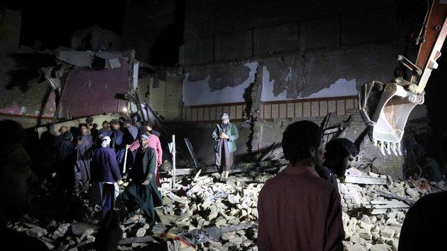 Afganistan’da polis karakoluna bombalı saldırı: 8 ölü, 53 yaralı