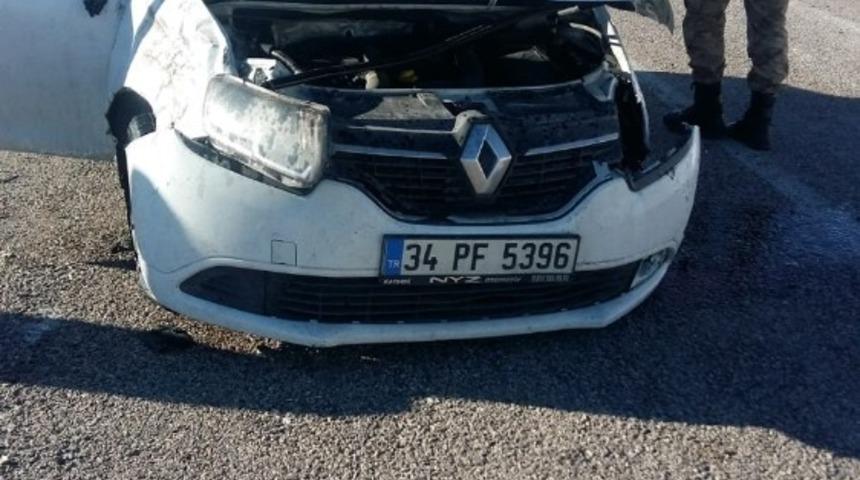 Sivas’ta otomobil takla attı: 2 ağır yaralı