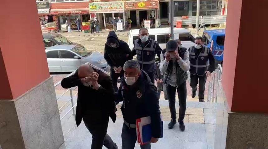 İş yerlerine dadanan su&ccedil; makinesi hırsızlar yakayı ele verdi