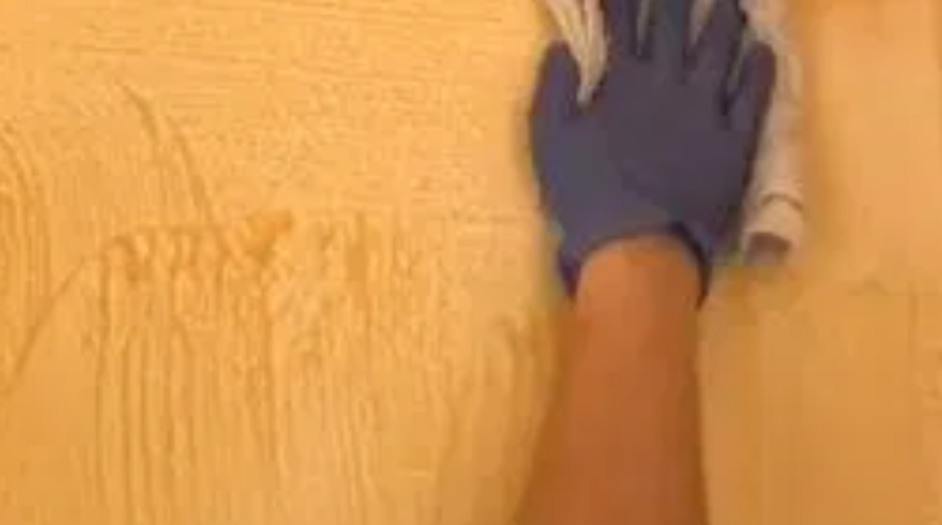 Duvardan &ccedil;ıkan kir mide bulandırdı! Milyonlarca kişi izledi: 'Bu evi yakın gitsin'