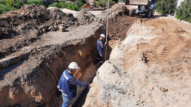 Bitez Namascı’nın 20 yıllık kanalizasyon hasreti bitti