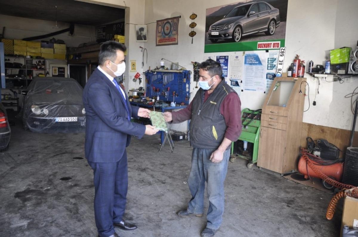 Milli Eğitim m&uuml;d&uuml;r&uuml;nden velilere işyerlerinde ziyaret