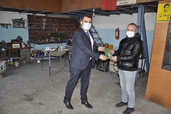 Milli Eğitim müdüründen velilere işyerlerinde ziyaret G2